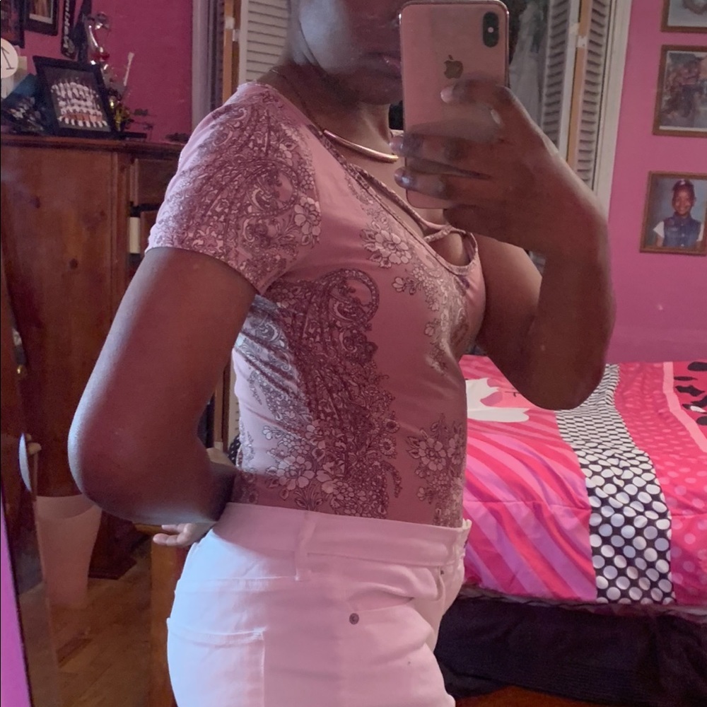 Top - Picture 2 of 3